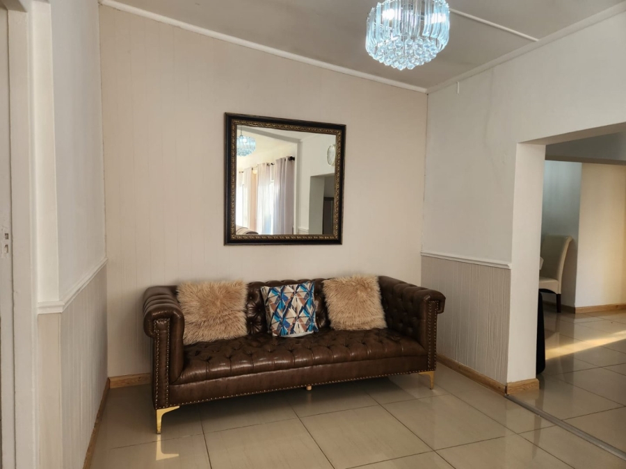 5 Bedroom Property for Sale in Bodorp Western Cape